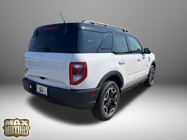 2024 Ford Bronco Sport Outer Banks 11