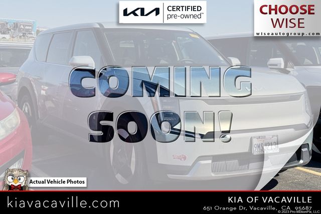 2024 Kia EV9 Light L/R's photo