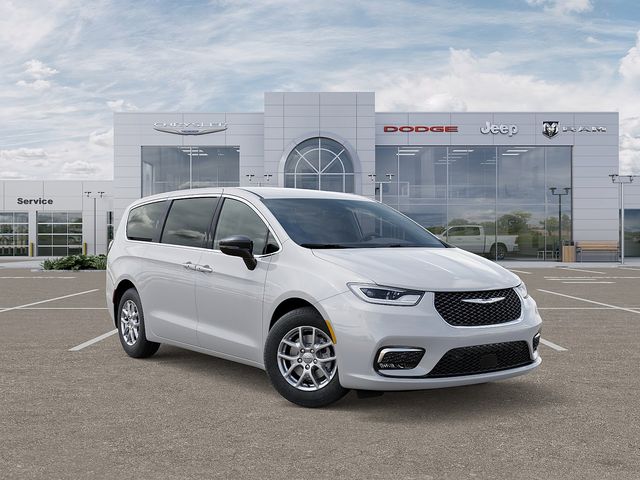 New 2026 Chrysler Pacifica Select For Sale in East Hanover, NJ