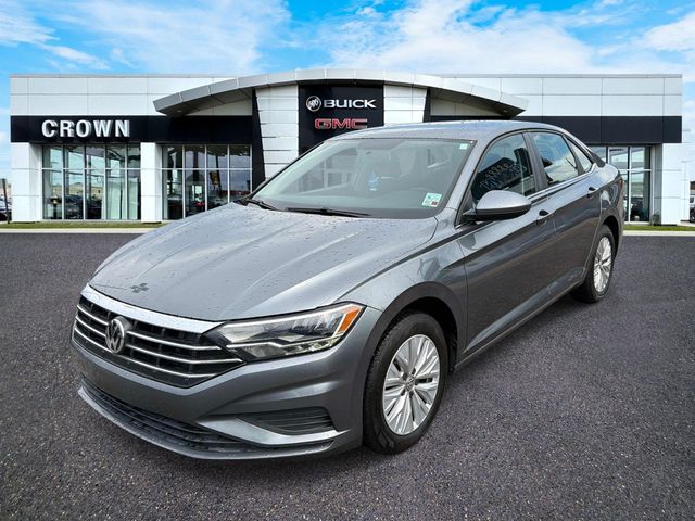 Platinum Gray Metallic 2019 Volkswagen Jetta Sedan Front-Wheel Drive 8-Speed Automatic