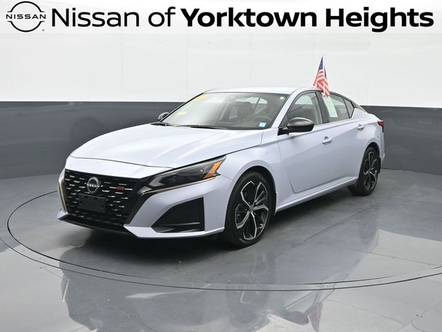 2023 Nissan Altima SR