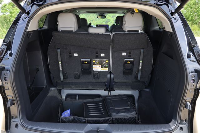 2026 Toyota Sienna XLE - 8