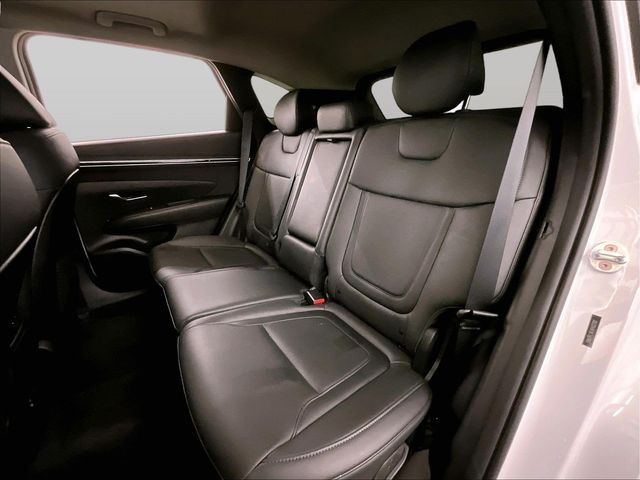 2023 Hyundai Tucson SEL White at Bob Ruth Ford