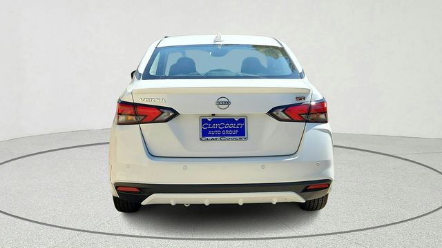 2025 Nissan Versa