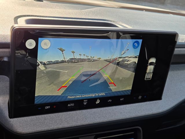 New 2026 Ford Maverick XLT 4D Crew Cab