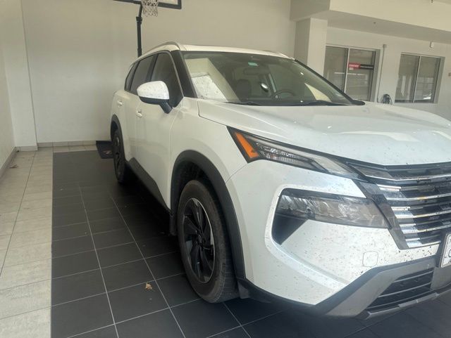 2024 Nissan Rogue SV White at Central Houston Nissan