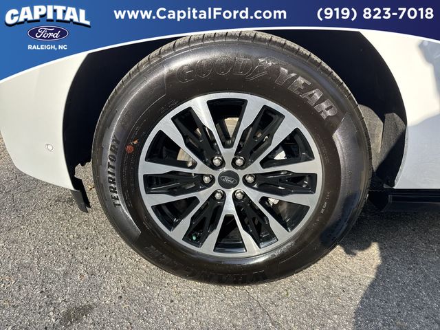Certified Used 2025 Oxford White Ford Platinum image 12