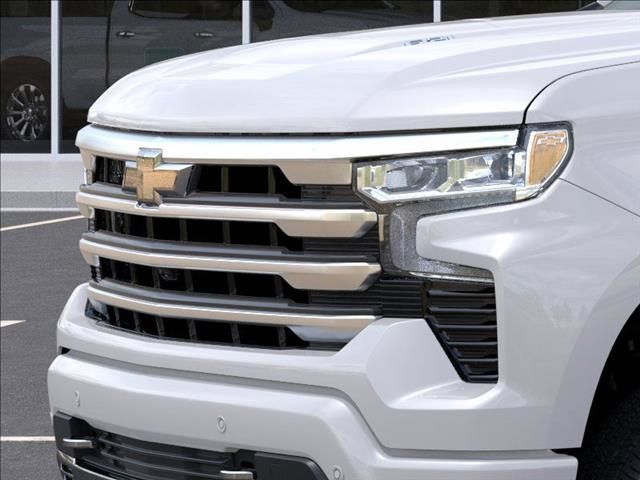 2025 Chevrolet Silverado 1500 High Country 13