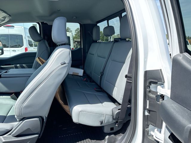 New 2026 Oxford White Ford F-450® XL image 14