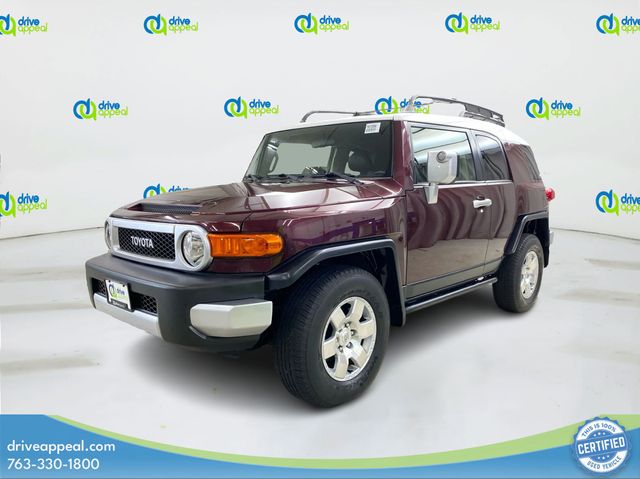 White / Black 2007 Toyota FJ Cruiser SUV / Crossover Four-Wheel Drive 5-Speed Automatic