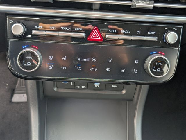 2026 Hyundai Tucson Limited Green at DeMontrond Gulf Freeway