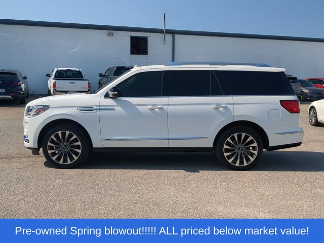 Used 2020 White Lincoln Reserve image 10