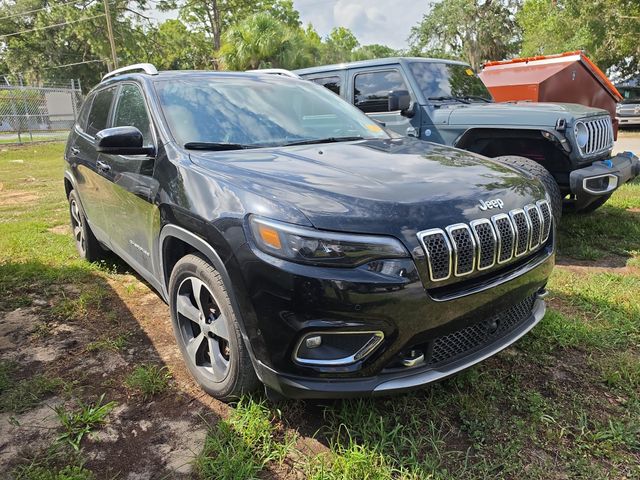 Diamond Black Crystal Pearlcoat 2021 Jeep Cherokee SUV / Crossover Front-Wheel Drive 9-Speed Automatic