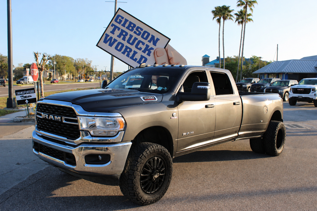 Gray (Granite Crystal Metallic Clearcoat) 2024 RAM 3500 Pickup Truck Four-Wheel Drive 6-Speed Automatic