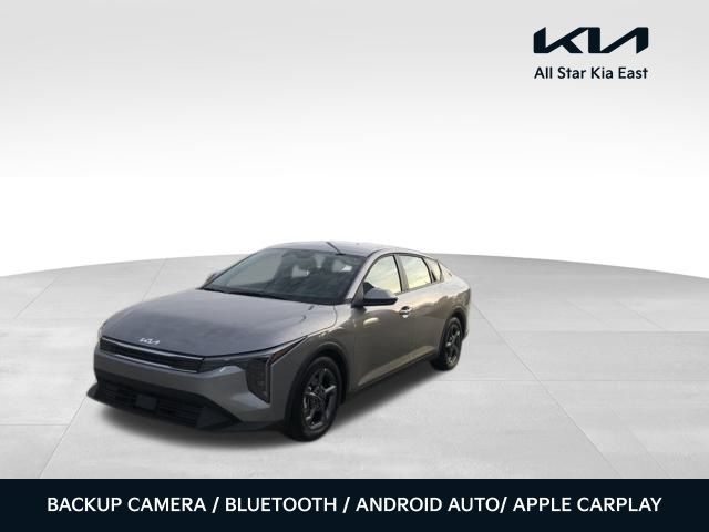 2025 Kia K4 LXS FWD