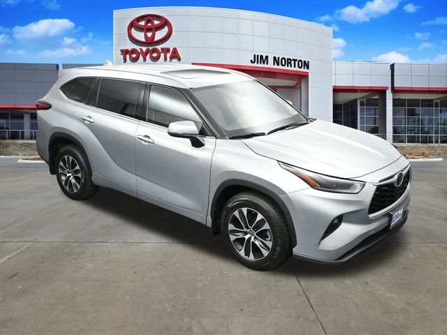 2021 Toyota Highlander XLE 38