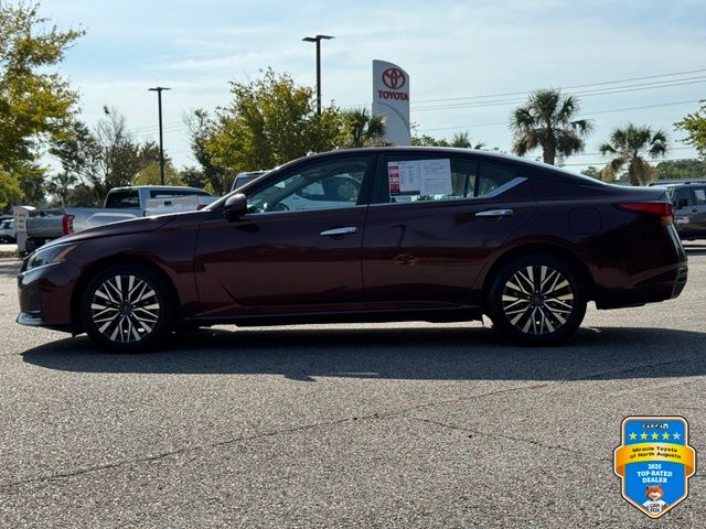 Used 2023 Nissan Altima Sedan