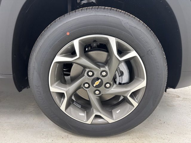 new 2026 Chevrolet Trax car, priced at $23,885