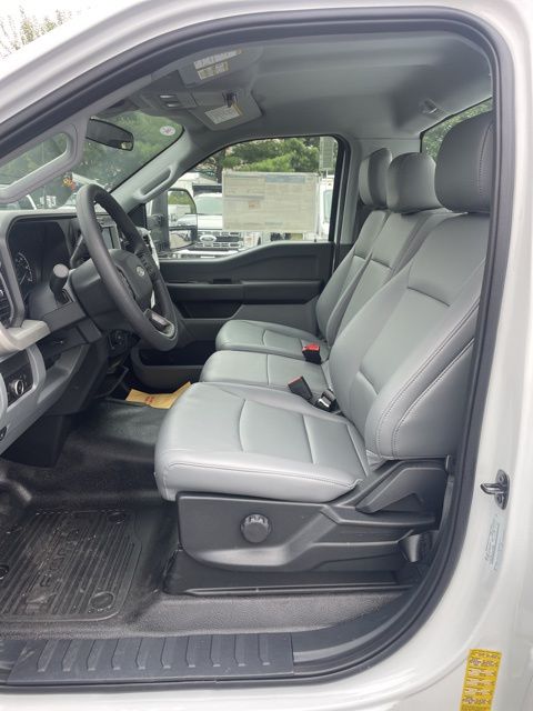 2025 Ford F-250 Super Duty XL