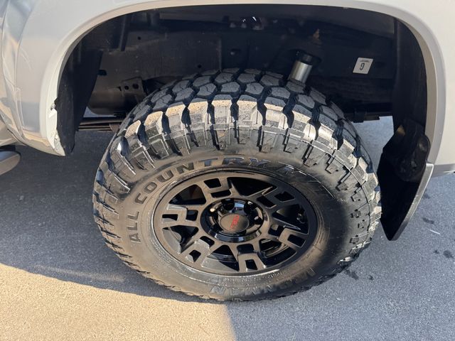 2021 Toyota Tacoma TRD Off-Road 14