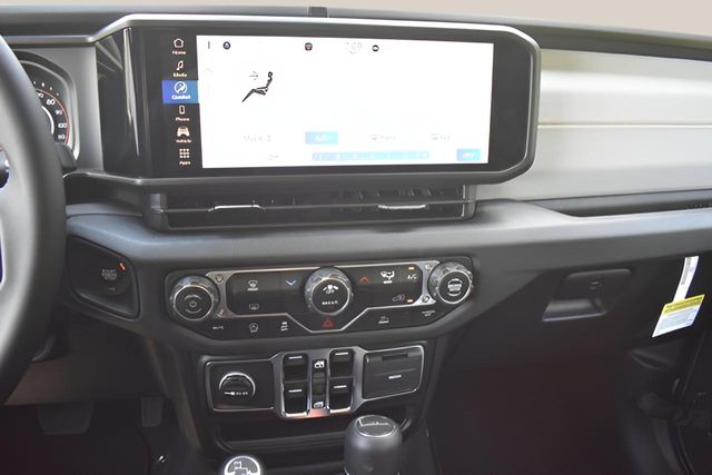 New Car 2025 Jeep Gladiator  Sport S For Sale Under $40,000 In Austin, Texas