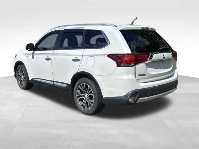 used 2016 Mitsubishi Outlander car, priced at $12,999