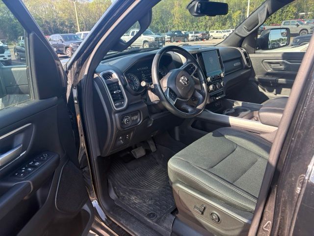 2019 Diamond Black Crystal Pearlcoat Ram 1500 Big Horn/Lone Star 4X4 Truck