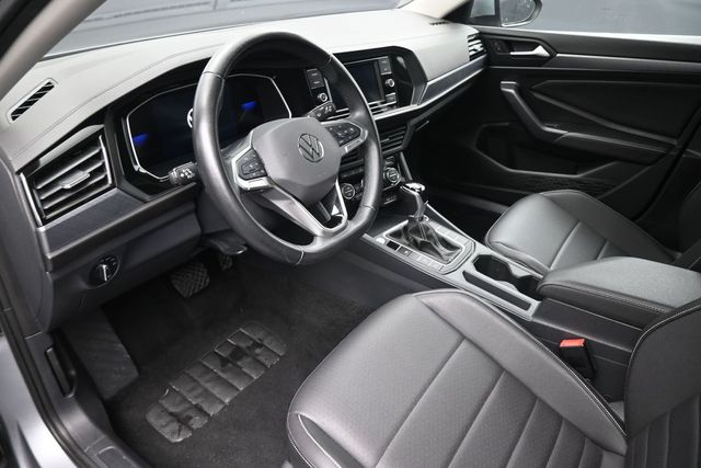 Used 2024 Volkswagen Jetta Sedan