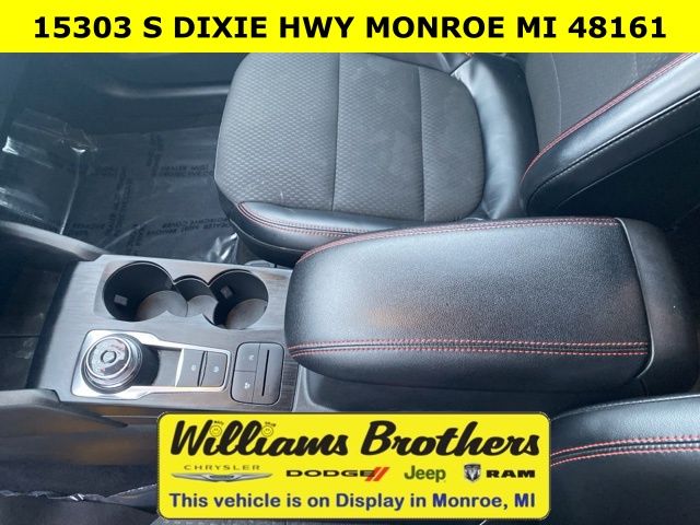 2024 Ford Escape ST-Line - Silver Metallic exterior view 18