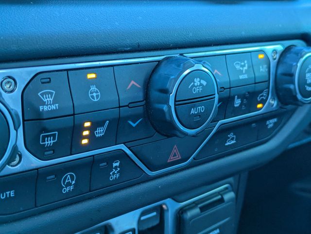 2025 Jeep Gladiator High Tide