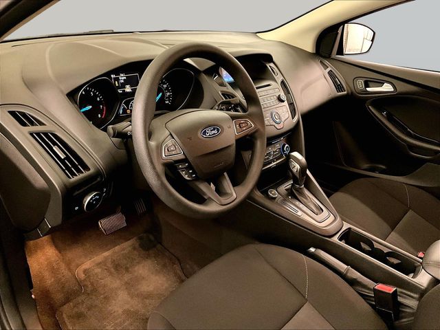2015 Ford Focus SE Gray at Phil Fitts Ford