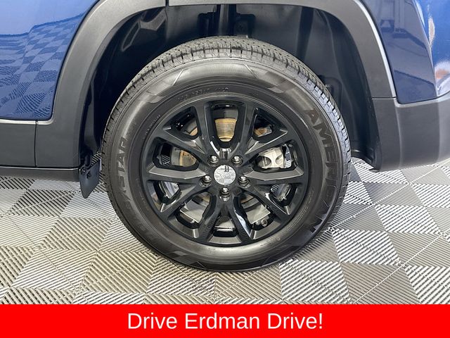 Used 2018 Jeep Cherokee SUV