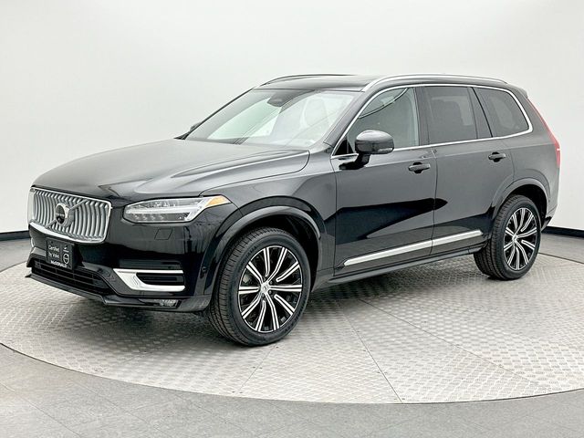 2025 Volvo XC90 B5 Plus Bright Theme AWD