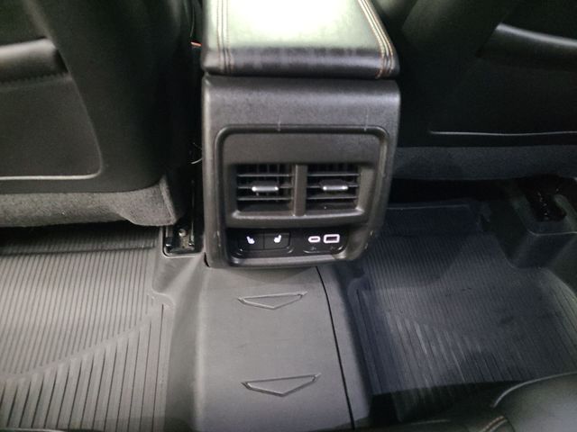 2021 – Cadillac – XT4