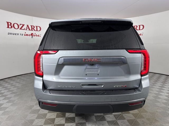 2024 Sterling Metallic GMC Yukon AT4 4X4 SUV