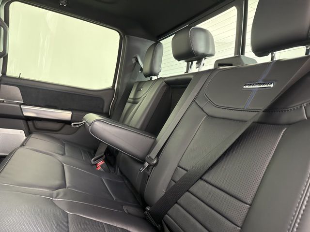 2025 Star White Metallic Tri-Coat Ford Super Duty F-350 SRW Platinum 4X4 Truck