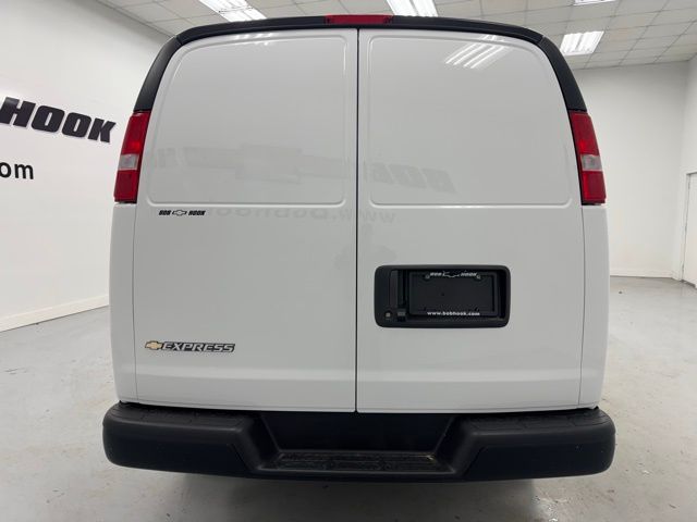 new 2026 Chevrolet Express 2500 car, priced at $52,386