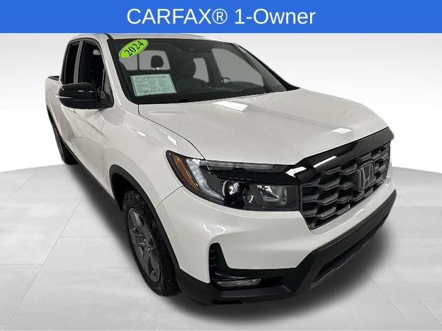 Platinum White Pearl 2024 Honda Ridgeline TrailSport AWD Pickup Truck All-Wheel Drive 9-Speed Automatic