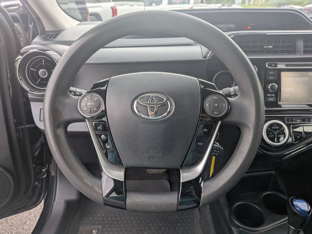 2018 Toyota Prius c - Image 18