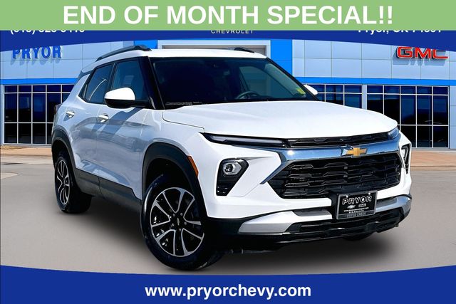 Summit White 2025 Chevrolet Trailblazer SUV / Crossover Four-Wheel Drive 9-Speed Automatic