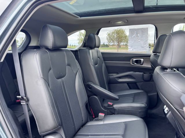 2023 Kia Sorento X-Line EX