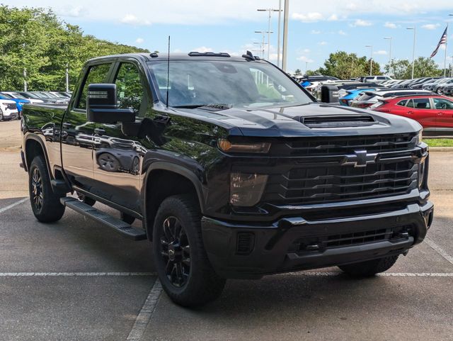 2025 Chevrolet Silverado 2500HD Custom photo