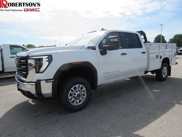 Summit White 2026 GMC Sierra 2500HD Pickup Truck Four-Wheel Drive Automatic