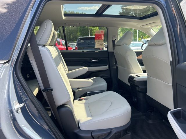 2026 Toyota Grand Highlander Limited - Photo 22