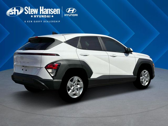 New 2026 White Hyundai SE image 8