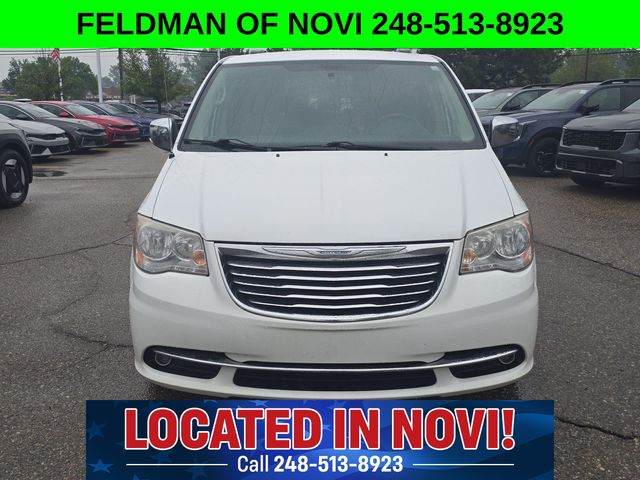 Used 2014 Chrysler Town & Country For Sale in Livonia, MI
