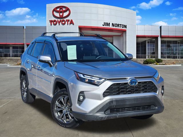 2023 Toyota RAV4 XLE Premium's photo