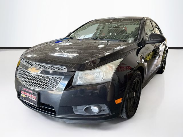 Black Granite Metallic 2011 Chevrolet Cruze Sedan Front-Wheel Drive 6-Speed Automatic Overdrive