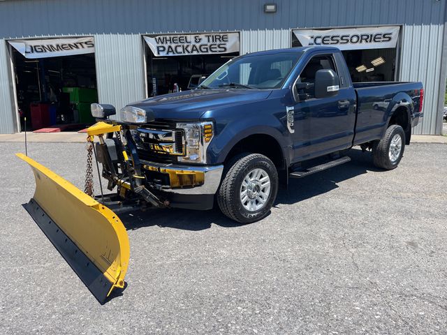 2019 Ford F-250SD XLT - Blue exterior view 3