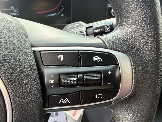 used 2025 Kia Sportage car, priced at $25,692